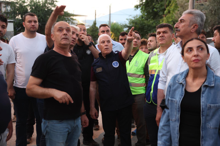 Bursa’da orman yangını krizi! Yaklaşık 3 bin hektarlık alan etkilendi