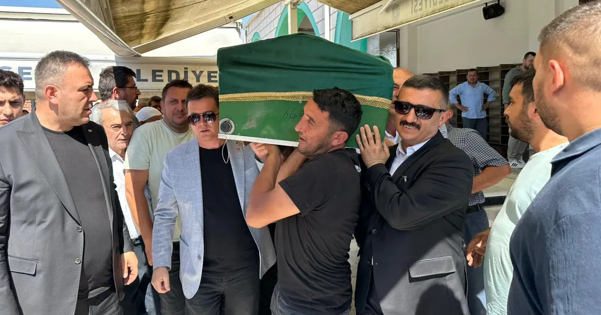 Bursa’da şehit itfaiye eri son yolculuğuna uğurlandı