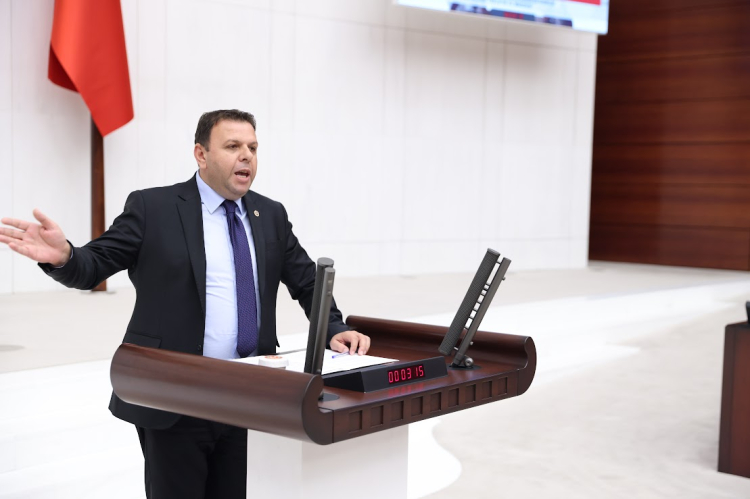 CHP'li Ün: Mısır ithalatını durdurun, çiftçi nefes alsın!