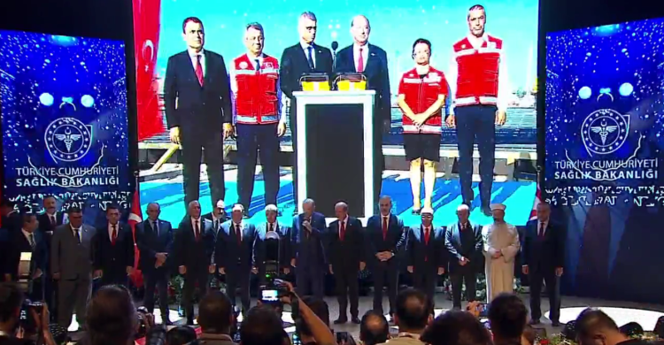Cumhurbaşkanı Erdoğan: Ay yıldız aynı yoldayız