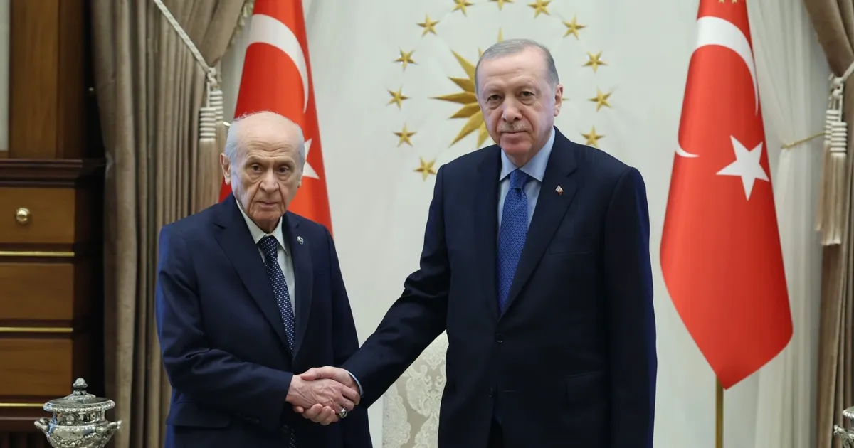 Cumhurbaşkanı Erdoğan, Bahçeli'yi Külliye’de kabul etti