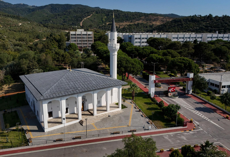 Cumhurbaşkanı Erdoğan, MSÜ’de 6 yeni caminin açılışını yaptı