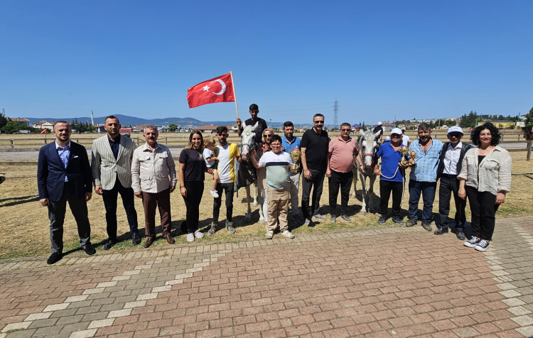 Değirmendere'de geleneksel Rahvan yarışları nefes kesti
