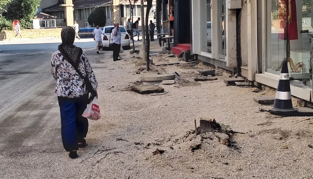 Keşan Belediyesi’nin Önder Caddesi’ndeki