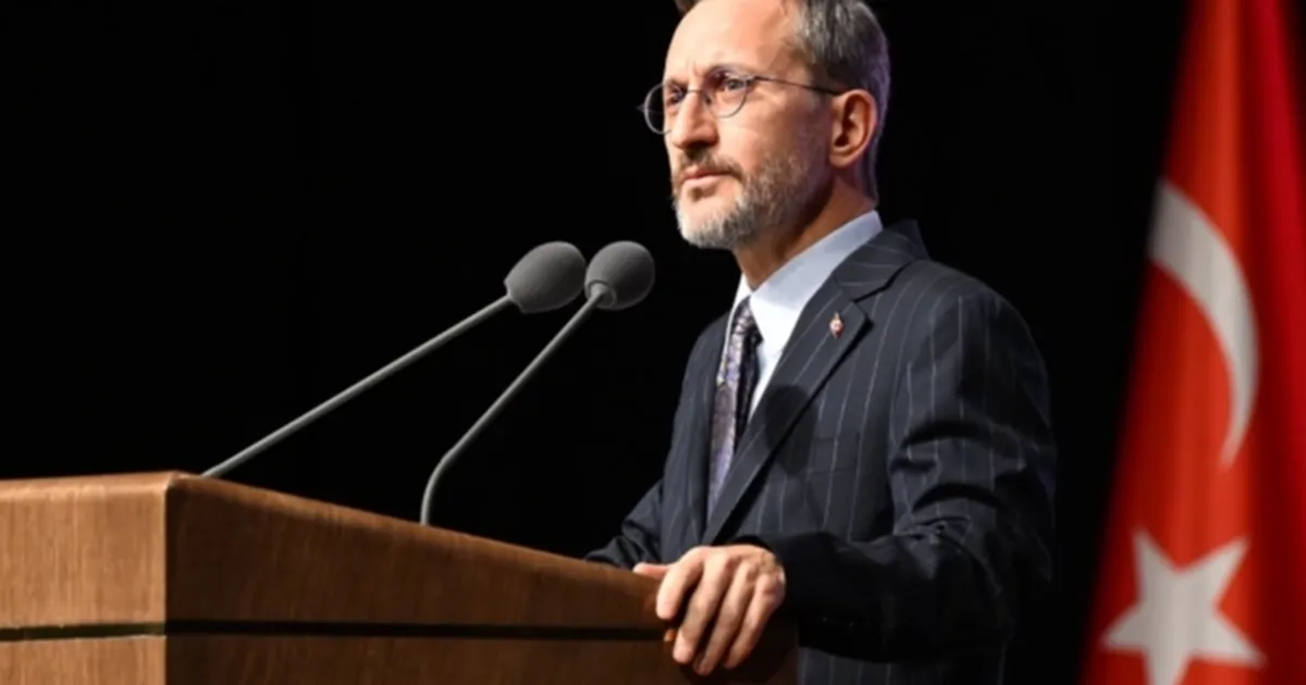 Fahrettin Altun'dan Özel’e 'Sokak vesayeti dilini reddediyoruz' tepkisi!