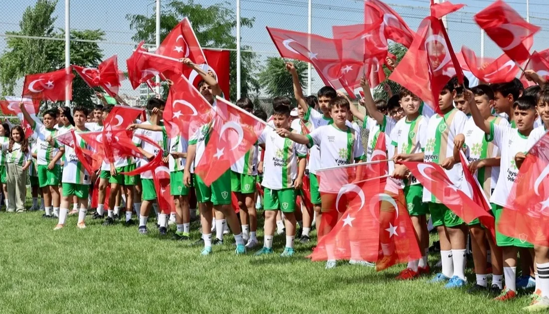 7-15 yaş kategorisindeki çocuklara