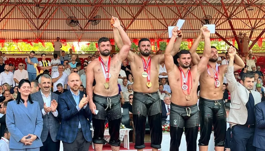 Kocaeli'de Gölcük Belediyespor pehlivanı