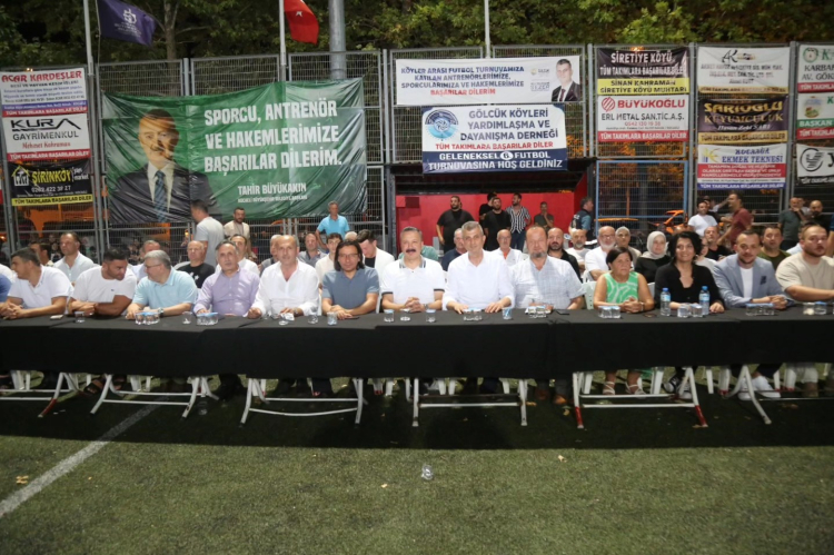 Gölcük'te köylerin şampiyonu Mahmuriye