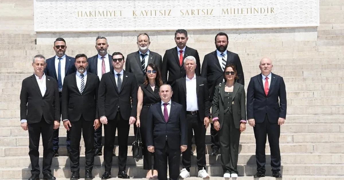 IBIA'dan Anıtkabir'e ziyaret