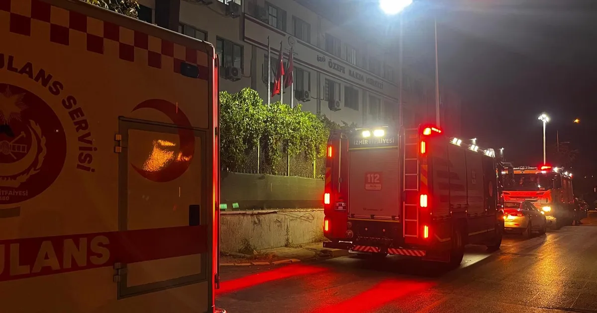 İzmir'deki bakımevinde korkutan yangın!