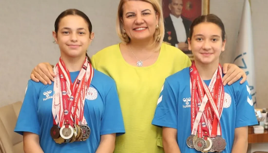 Kocaeli İzmit Belediye Başkanı