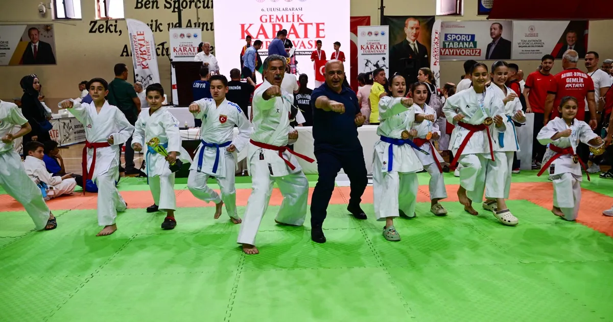 Karatenin kalbi Bursa Gemlik’te atıyor