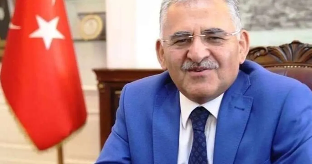 Kayseri sanayisine Memduh Büyükkılıç övgüsü
