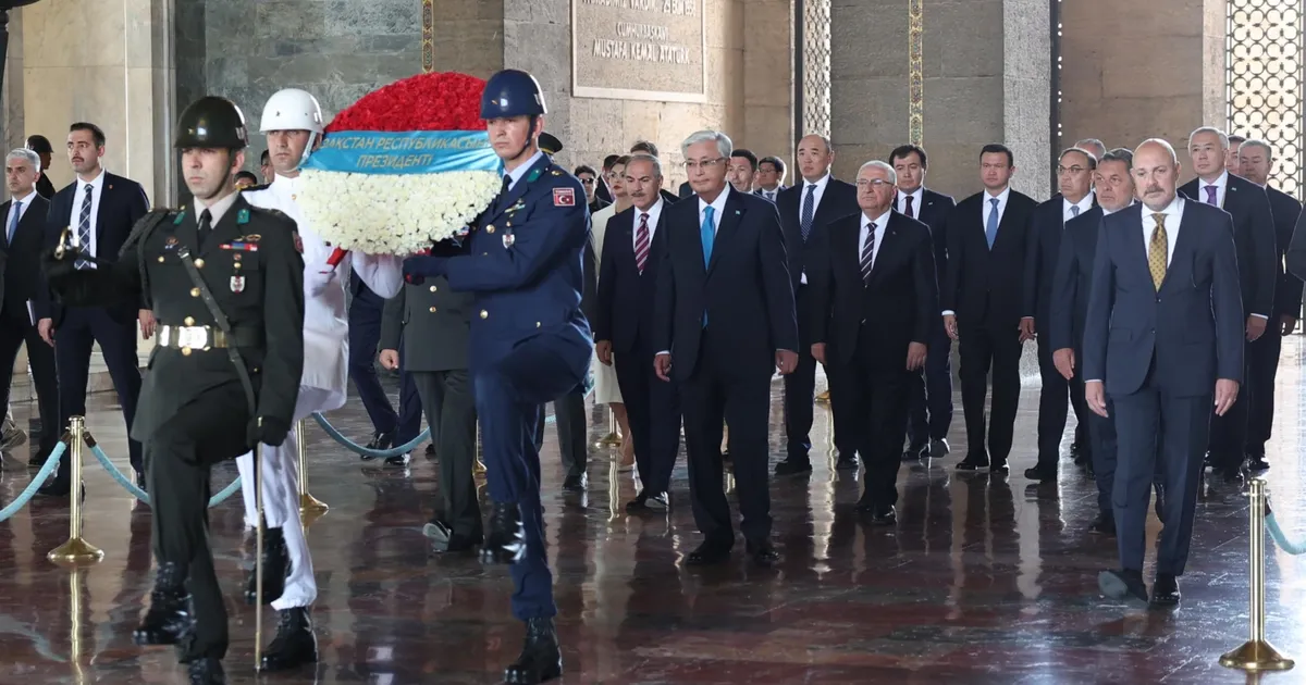 Kazakistan Cumhurbaşkanı Tokayev Anıtkabir'de