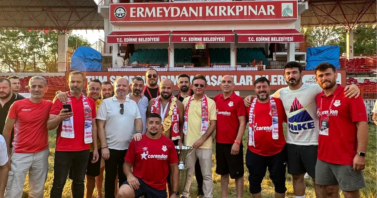 Kırkpınar şampiyonu Orhan Okulu’ya kutlama töreni ertelendi