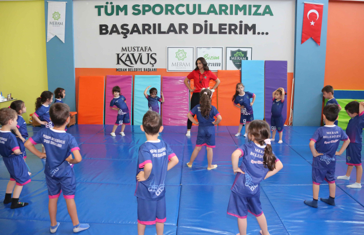 Konya Meram'da yaz spor coşkusu