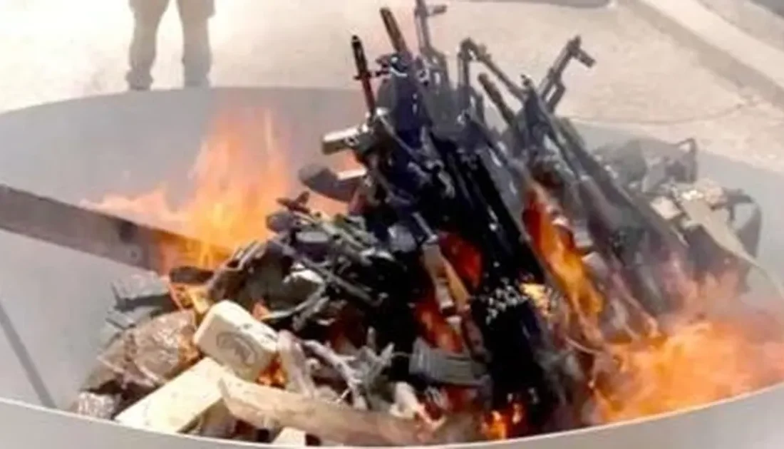 Uluslararası basın PKK'nın silah