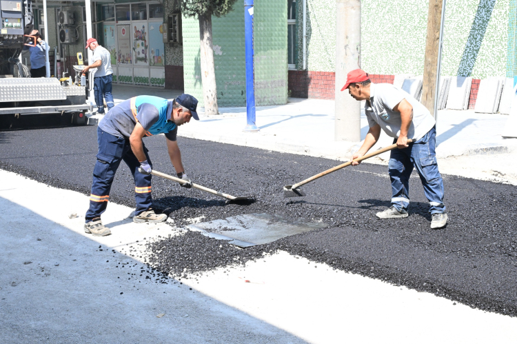 Manisa'da altyapı tamamlandı, üstyapı yenileniyor