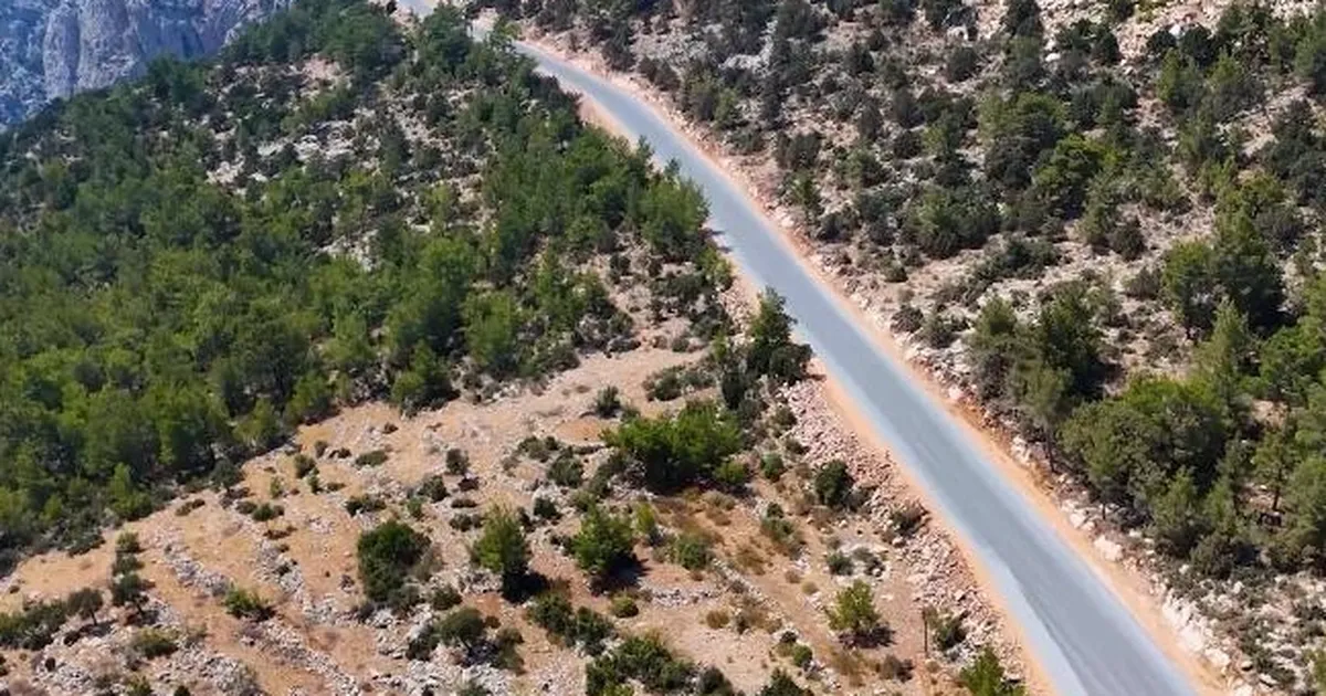 Mersin Büyükşehir’den Gülnar’da yol ve altyapı atağı