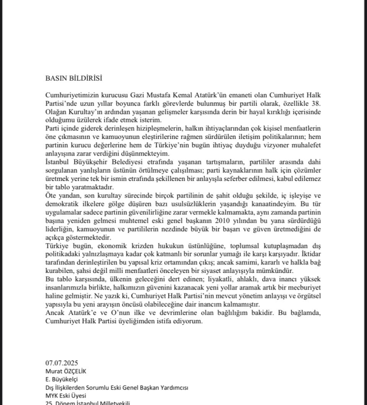 Murat Özçelik 'CHP kurucu değerlerine zarar veriyor' diyerek istifa etti