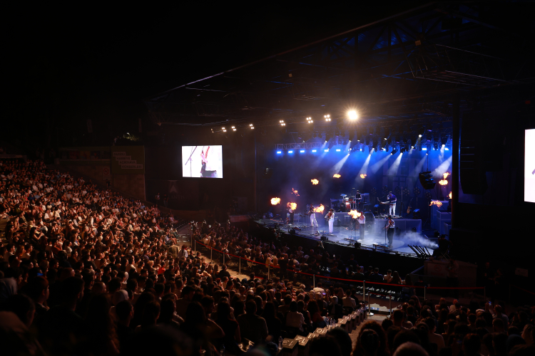 Paribu Harbiye Açıkhava Konserleri Dedublüman ile başladı