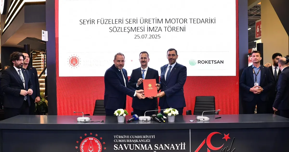 Roketsan’dan IDEF’te yeni imzalar