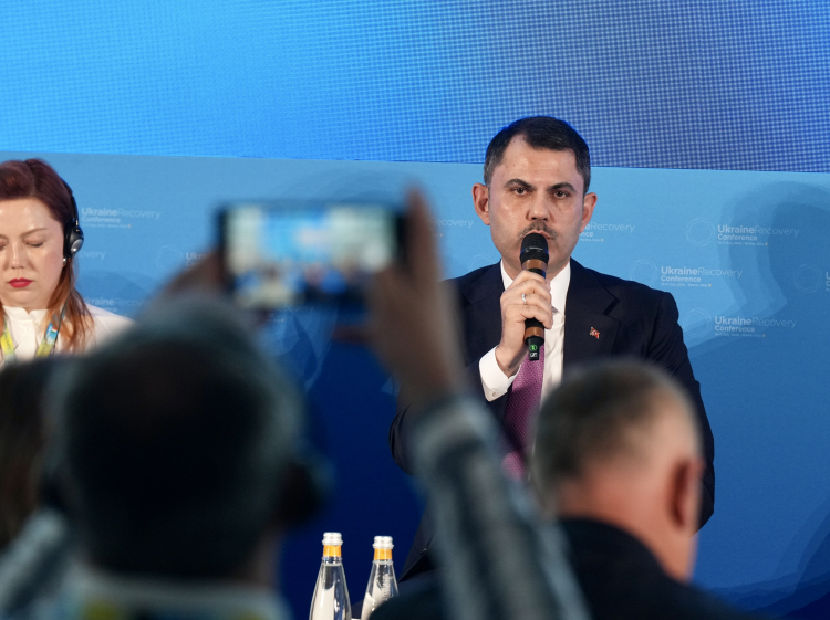 Roma'da Türkiye'nin deprem tecrübesini anlattı... Bakan Kurum: Ukrayna’nın yeniden inşasına hazırız