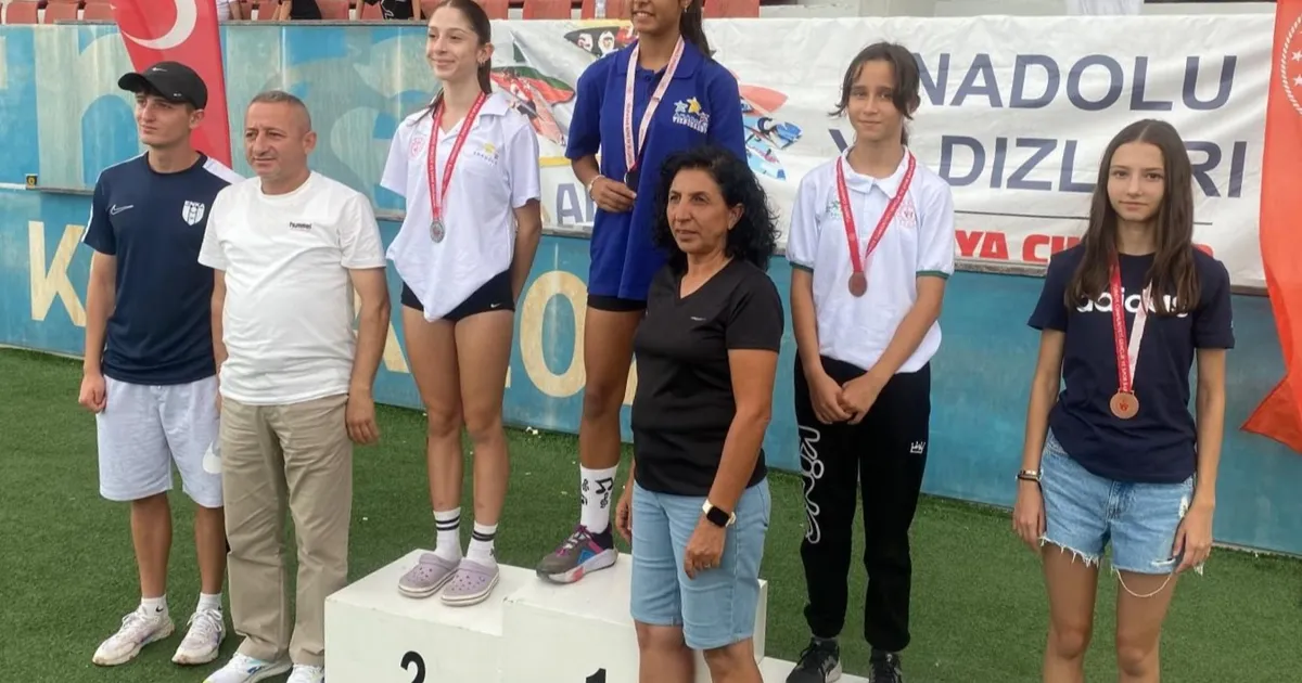 Sakarya sporcuları başarılarına yenilerini ekledi
