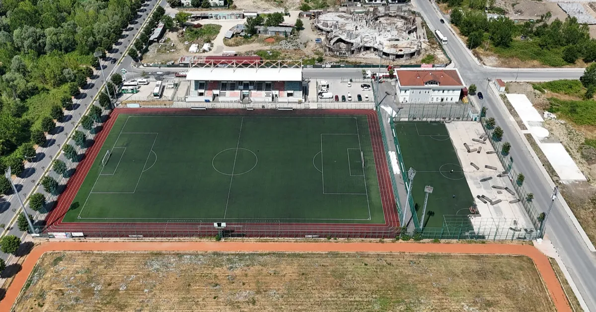 Sakarya’nın en büyük futbol tesisi yenileniyor
