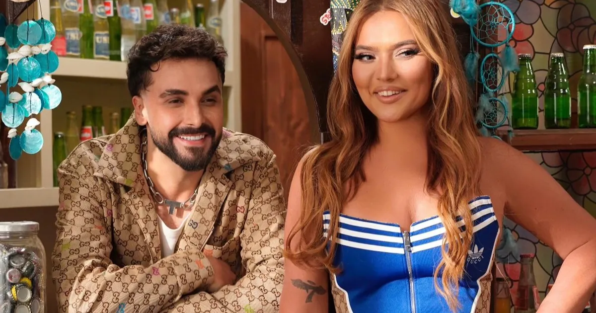Sefo ve Demet Akalın dünyayı sallıyor! “Yerinde Dur” billboard listesinde 17. sırada!