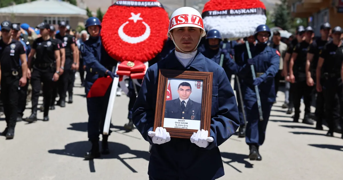 Şehit Uzman Çavuş’a Kayseri’de dualarla uğurlandı