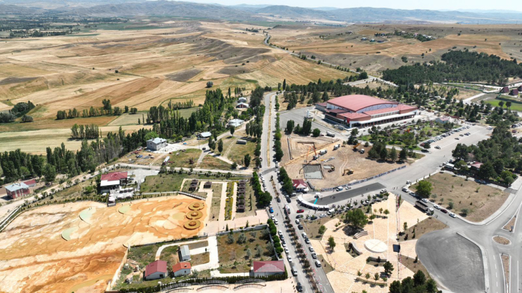 Sivas Belediyesi'nden Sıcak Çermik’e modern havuz müjdesi