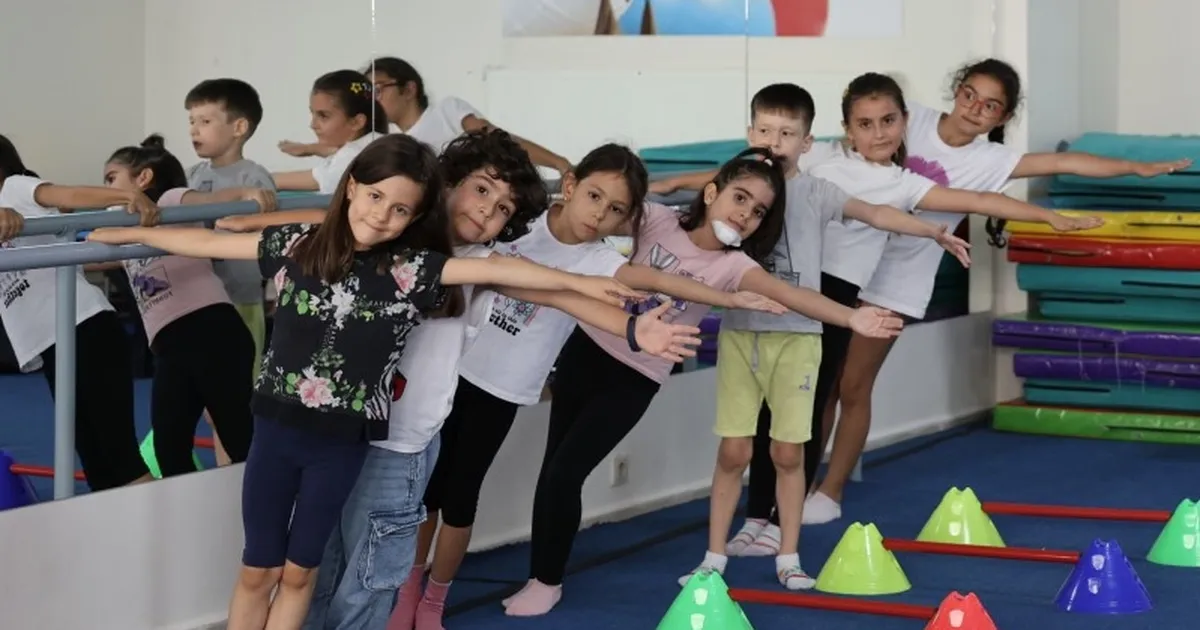 Yaz dönemi çocuk spor eğitimleri doludizgin devam ediyor
