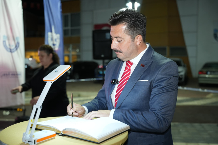 Yenişehir 15 Temmuz’da yine meydanlardaydı