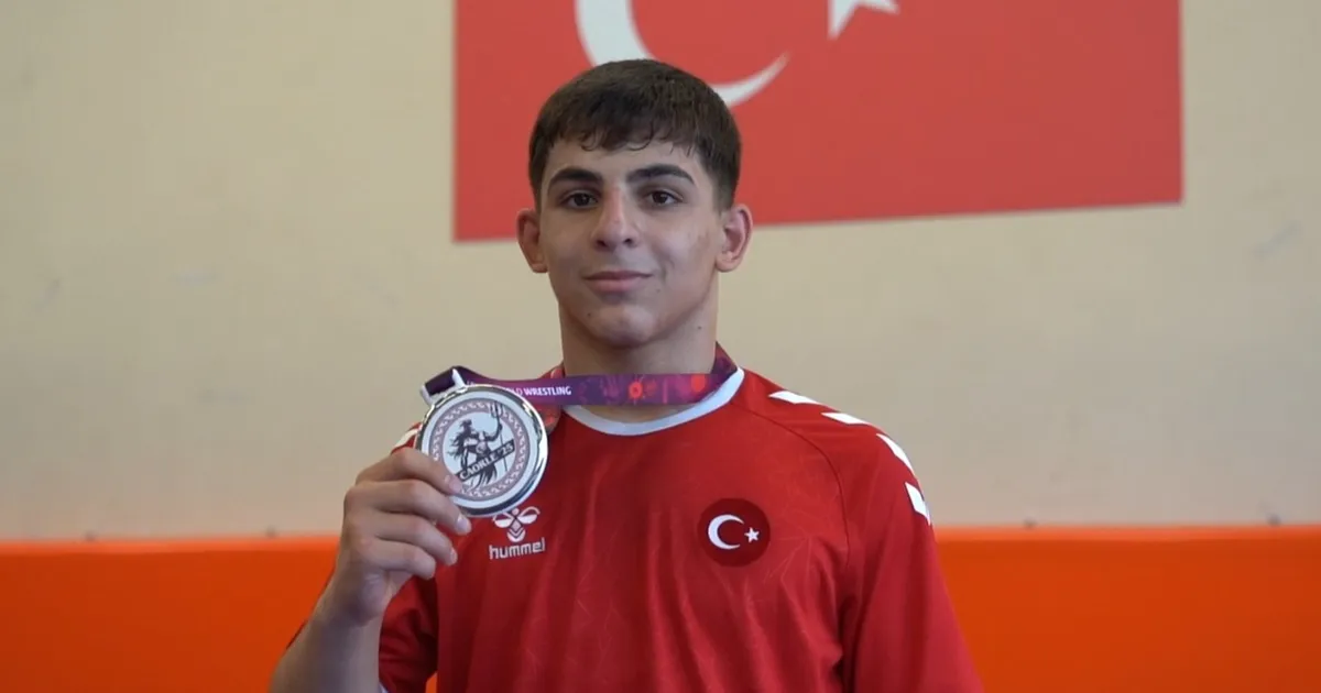 Yusuf İslam Kara Bursa Yıldırım'ın gururu oldu