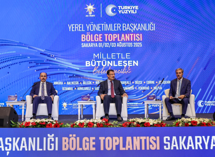 AK Parti’nin hizmet vizyonu Sakarya’da masaya yatırıldı