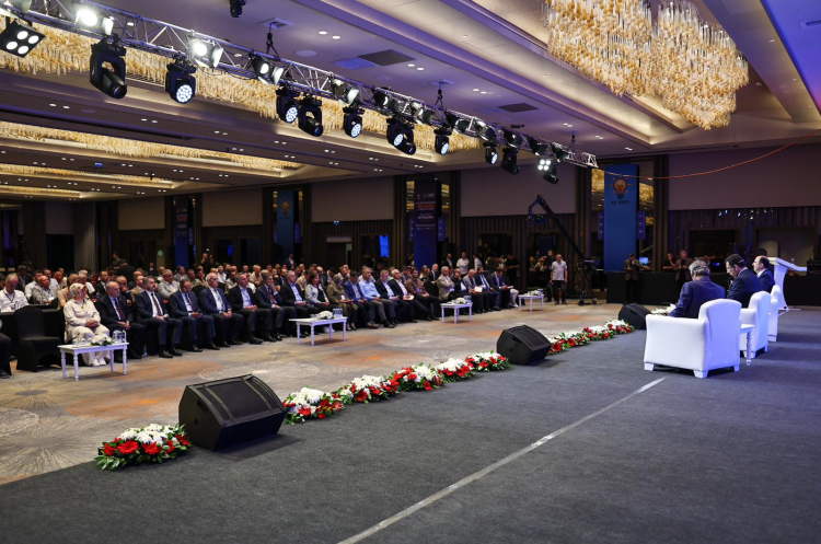 AK Parti’nin hizmet vizyonu Sakarya’da masaya yatırıldı