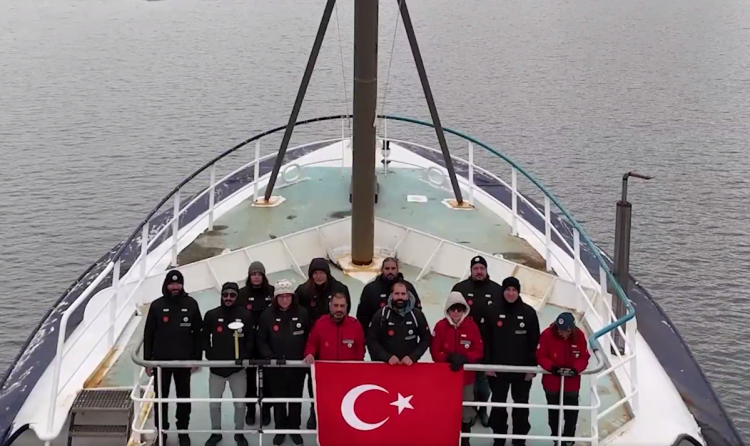 Arktik'in zorlu şartlarında kutup araştırmaları... Türkiye'den kutup bilimlerine katkı