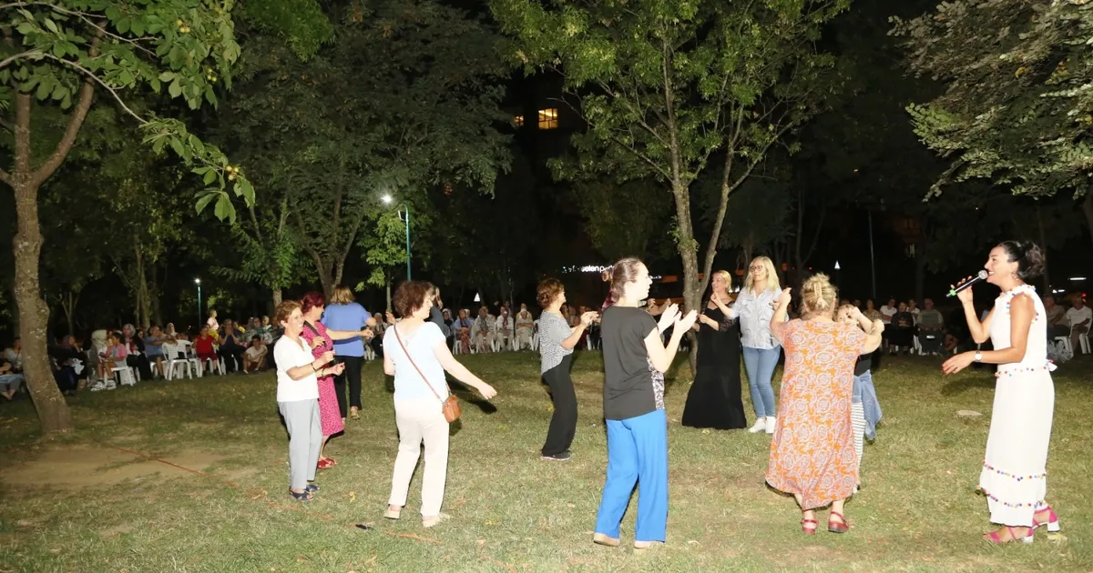 Ataevler Mahallesi’nde renkli gece