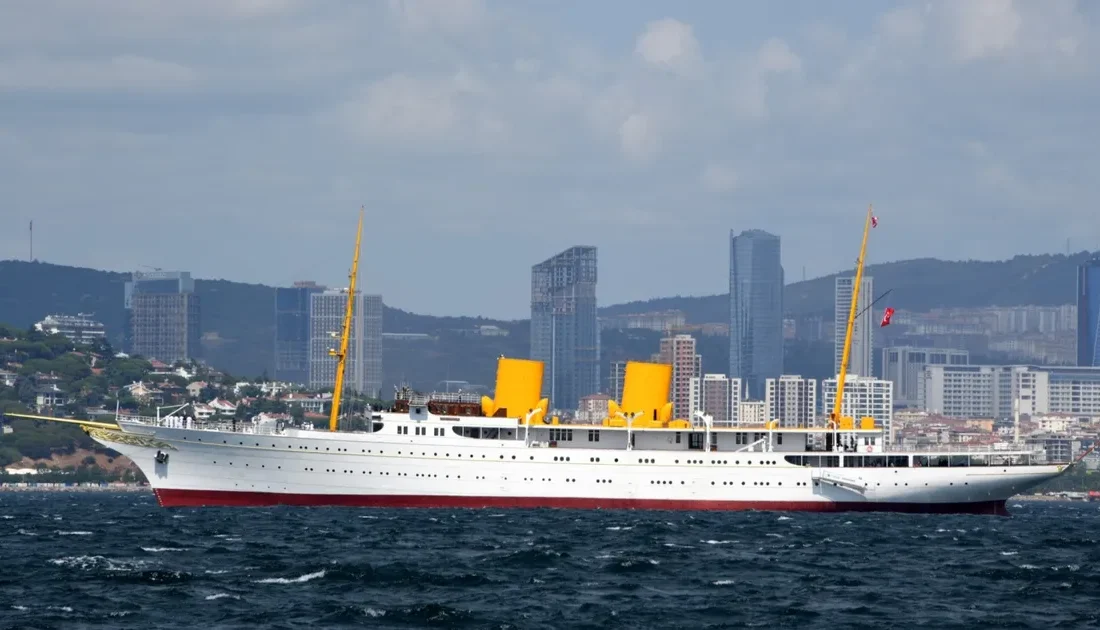 Atatürk’ün mirası Savarona, İstanbul Boğazı’nı selamlayacak