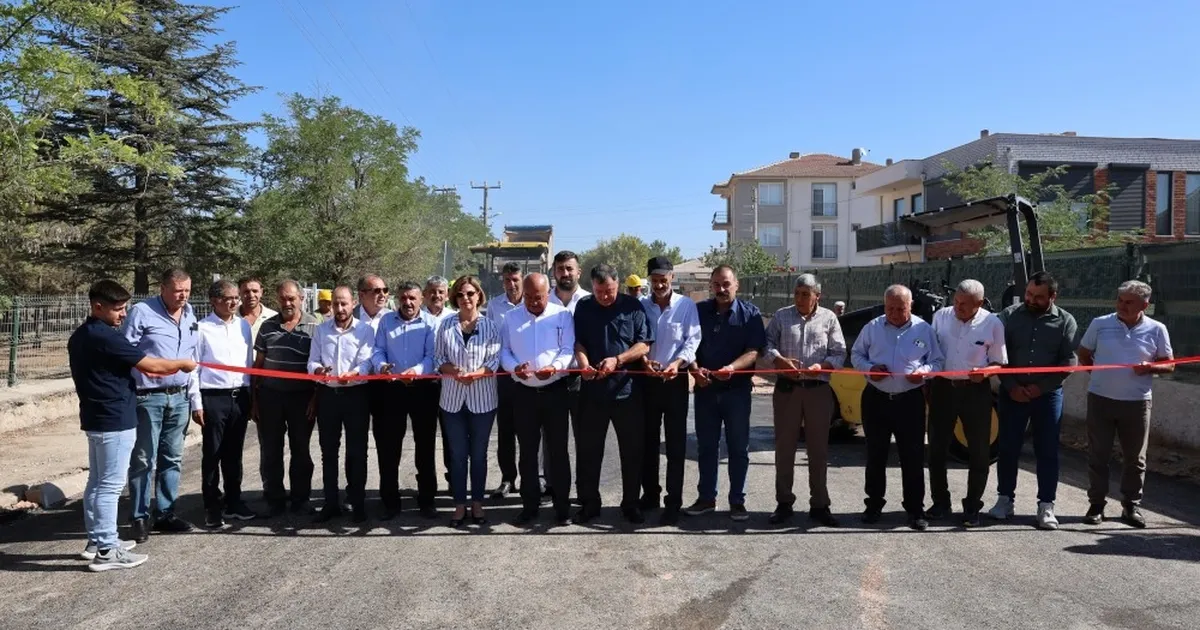 Başkan Ünlüce Alpu’da altyapı ve üstyapı çalışmalarını inceledi