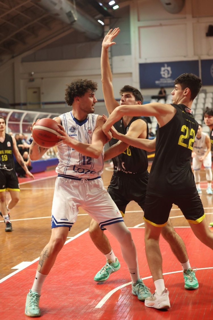 Basketbolda Kağıtspor yeniden 1. Lig’de
