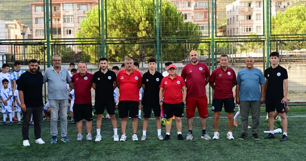 Bursa Gemlik'te yaz tatili sporla değerlendiriliyor