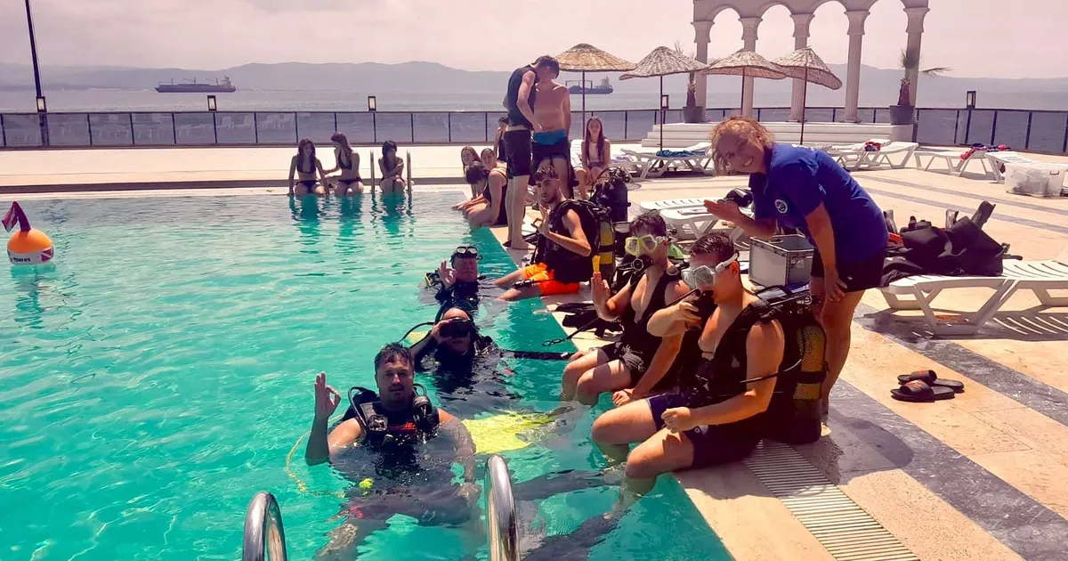 Bursa Gemlik'teki yaz kampı sportif etkinliklerle dolu