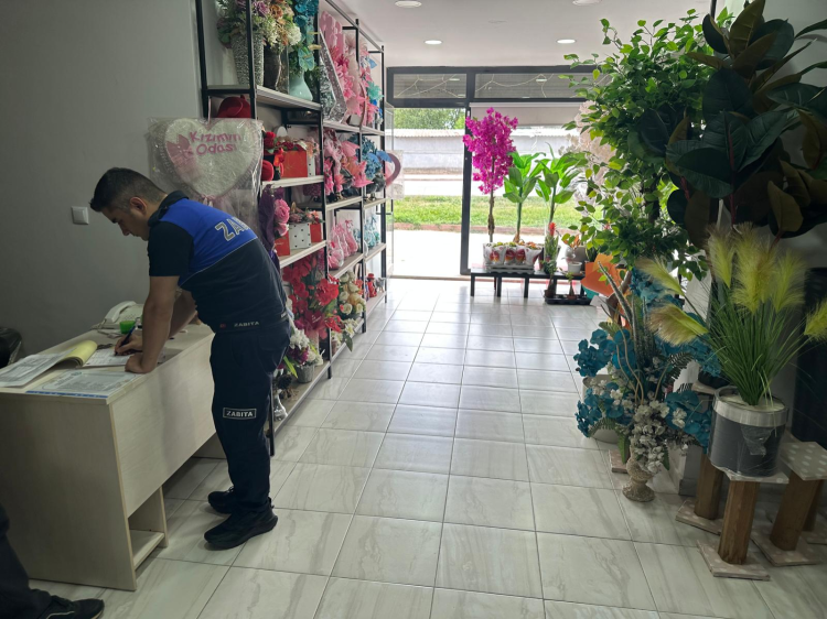 Bursa İnegöl’de çiçekçilere fiyat denetimi
