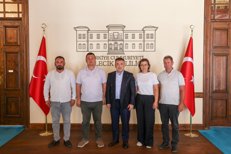 Bursa Mudanya'dan yangınzede Bilecik'e saman yardımı