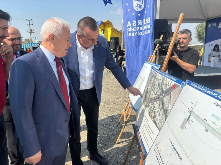 Bursa ulaşımına yeni nefes olacak! Büyükşehir'den Mudanya Yolu Geçit-Bademli Kavşağı Projesi’ne temel