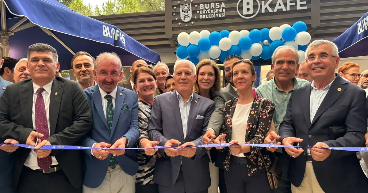 Bursa'da B Kafe'nin 9. şubesi açıldı