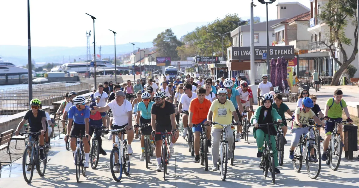 Bursa'da bisiklet tutkunları Mudanya'da buluştu