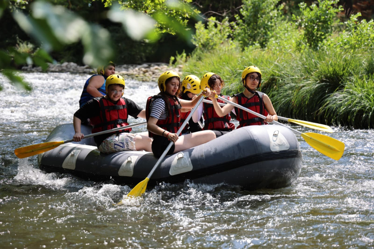 Bursa’da gençlerin rafting heyecanı